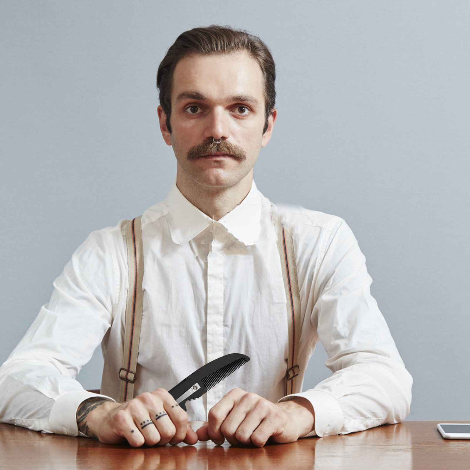Men'S Grooming Tool - 4個入り折りたたみ式髭コーム（男性用）、携帯用ポケットサイズプラスチック製口髭コーム、髭スタイリングツール、旅行用グルーミングアクセサリー