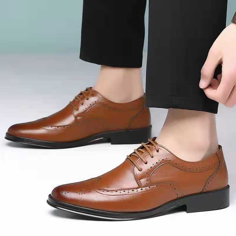 新しい夏の男性ブローグオックスフォード彫刻入りフォーマルドレ - Men'S Grooming Oxford のレビューと価格